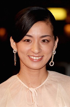 尾野真千子